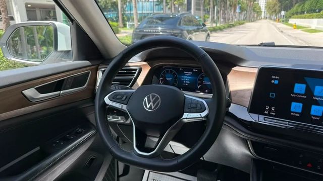 2025 Volkswagen Atlas 2.0T SE w/Technology FWD - 23068206 - 24