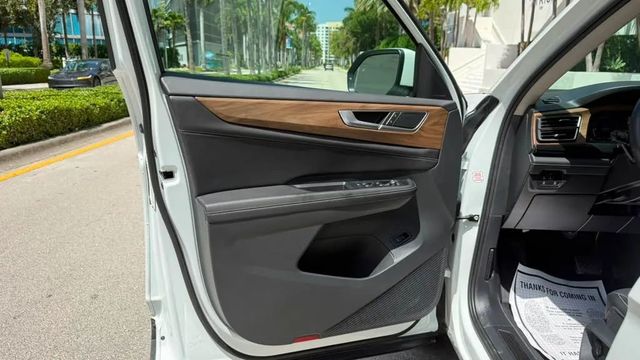 2025 Volkswagen Atlas 2.0T SE w/Technology FWD - 23068206 - 26