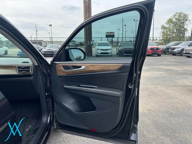 2025 Volkswagen Atlas SE 4MOTION w/Tech Pkg Sport Utility 4D - 23095499 - 25