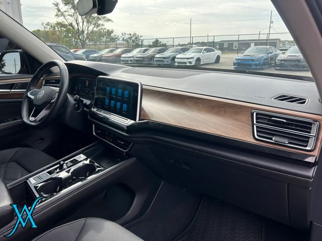 2025 Volkswagen Atlas SE 4MOTION w/Tech Pkg Sport Utility 4D - 23095499 - 27