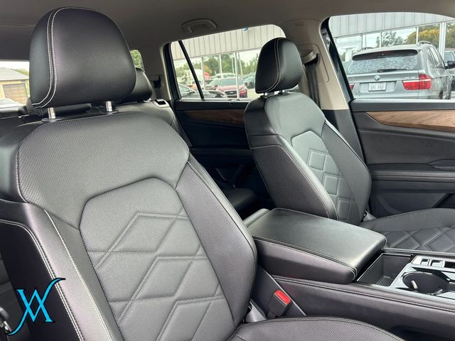 2025 Volkswagen Atlas SE 4MOTION w/Tech Pkg Sport Utility 4D - 23095499 - 28