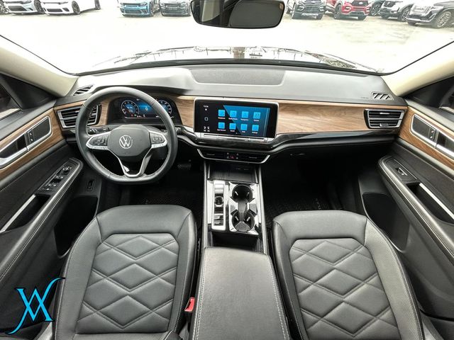 2025 Volkswagen Atlas SE 4MOTION w/Tech Pkg Sport Utility 4D - 23095499 - 34