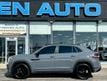 2025 Volkswagen Atlas Cross Sport 2.0T SEL R-Line Black 4MOTION - 23055949 - 35