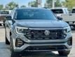 2025 Volkswagen Atlas Cross Sport 2.0T SEL R-Line Black 4MOTION - 23055949 - 39