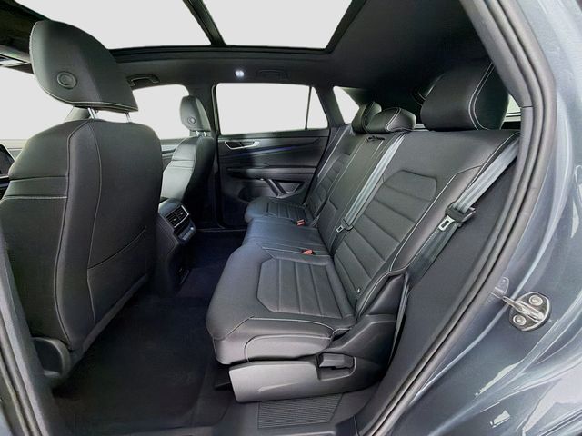 2025 Volkswagen Atlas Cross Sport 2.0T SEL R-Line Black 4MOTION - 22969703 - 25