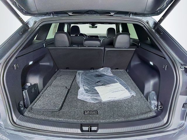 2025 Volkswagen Atlas Cross Sport 2.0T SEL R-Line Black 4MOTION - 22969703 - 27