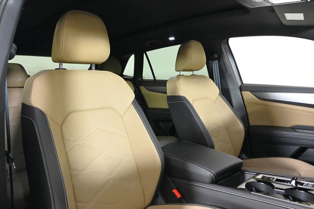 2025 Volkswagen Atlas Cross Sport 2.0T SE w/Technology - 22977848 - 15