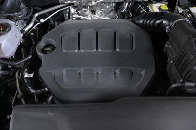 2025 Volkswagen Atlas Cross Sport 2.0T SE w/Technology - 22977848 - 21