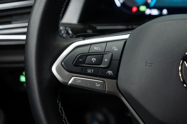 2025 Volkswagen Atlas Cross Sport 2.0T SE w/Technology 4MOTION - 22959415 - 23