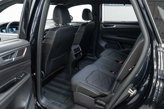 2025 Volkswagen Atlas Cross Sport 2.0T SE w/Technology 4MOTION - 22961191 - 28