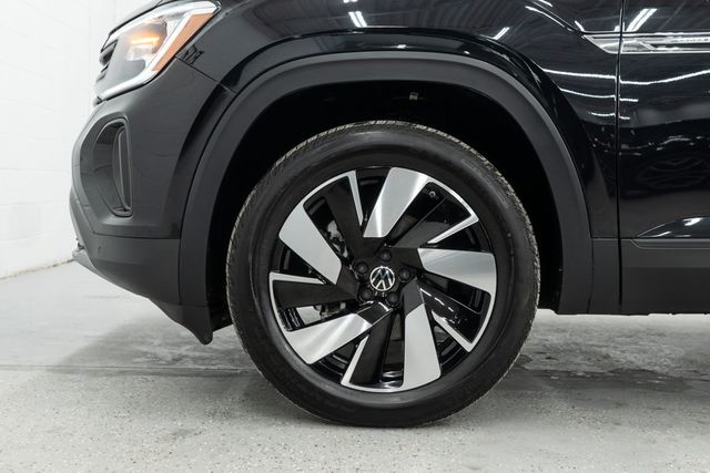 2025 Volkswagen Atlas Cross Sport 2.0T SE w/Technology 4MOTION - 22961191 - 32