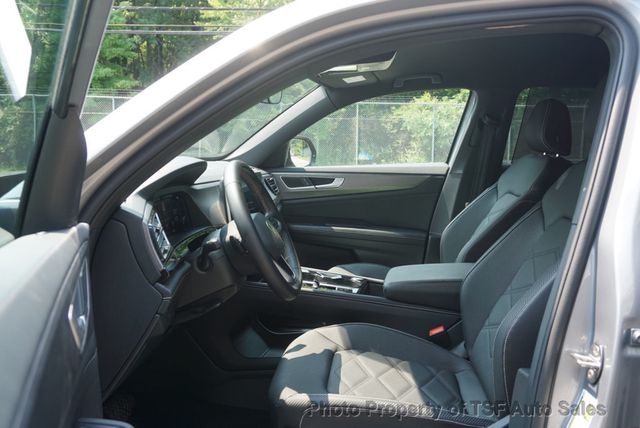 2025 Volkswagen Atlas Cross Sport 2.0T SE w/Technology 4MOTION - 23066765 - 9