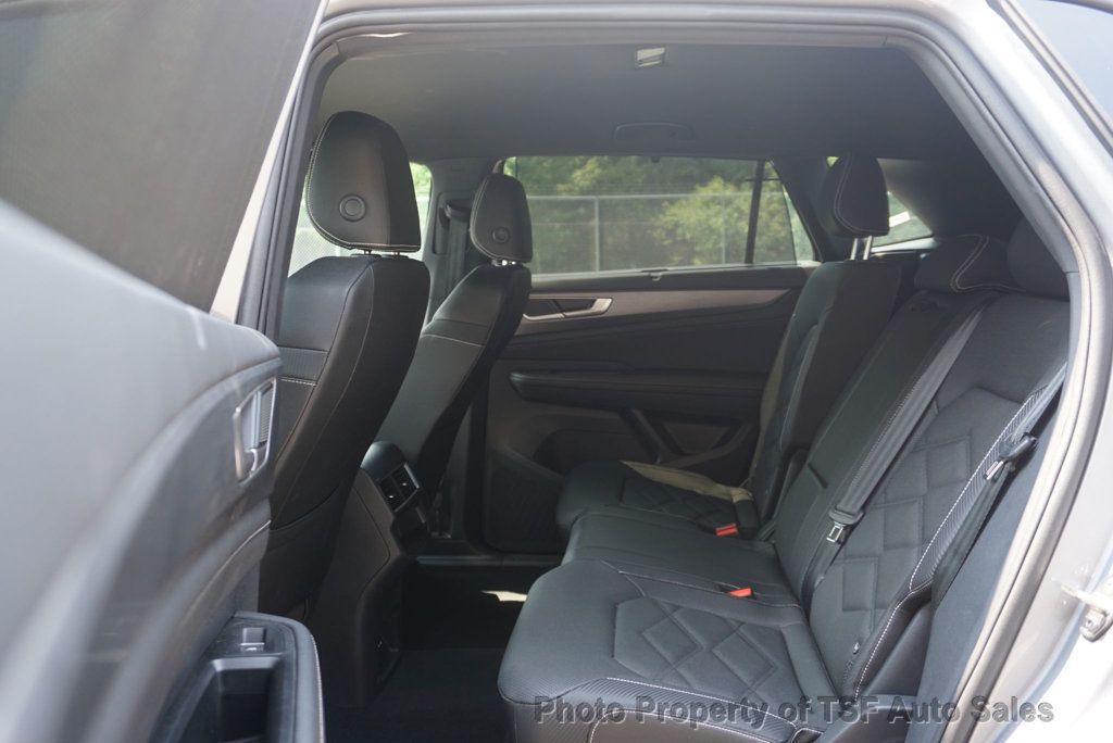 2025 Volkswagen Atlas Cross Sport 2.0T SE w/Technology 4MOTION - 23066765 - 11