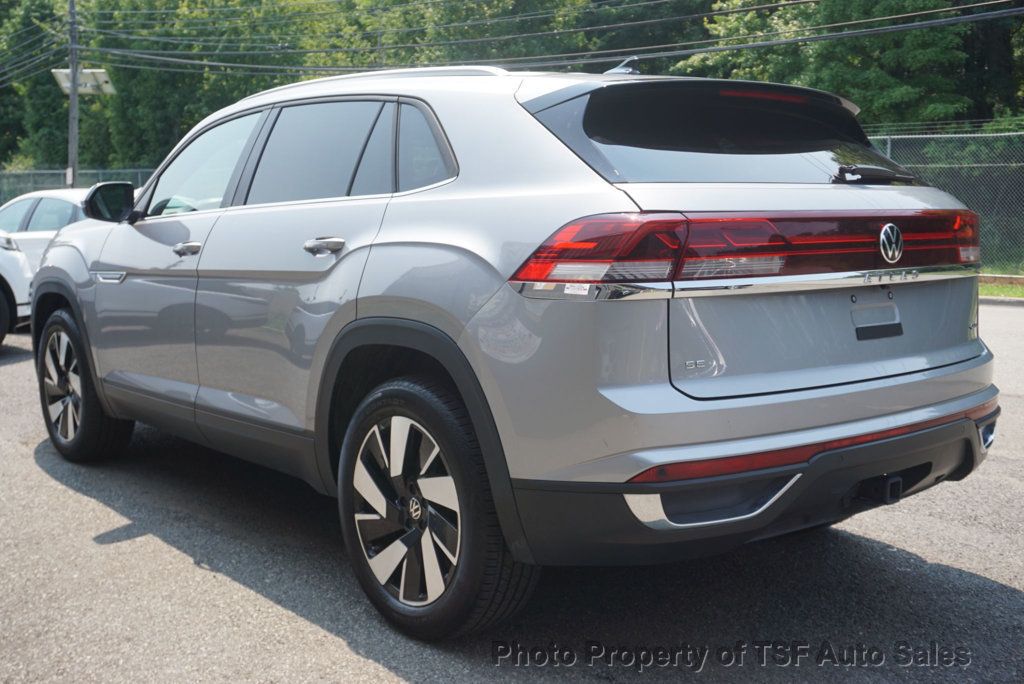 2025 Volkswagen Atlas Cross Sport 2.0T SE w/Technology 4MOTION - 23066765 - 4