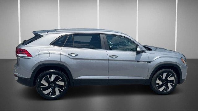 2025 Volkswagen Atlas Cross Sport 2.0T SE w/Technology FWD - 23043849 - 2