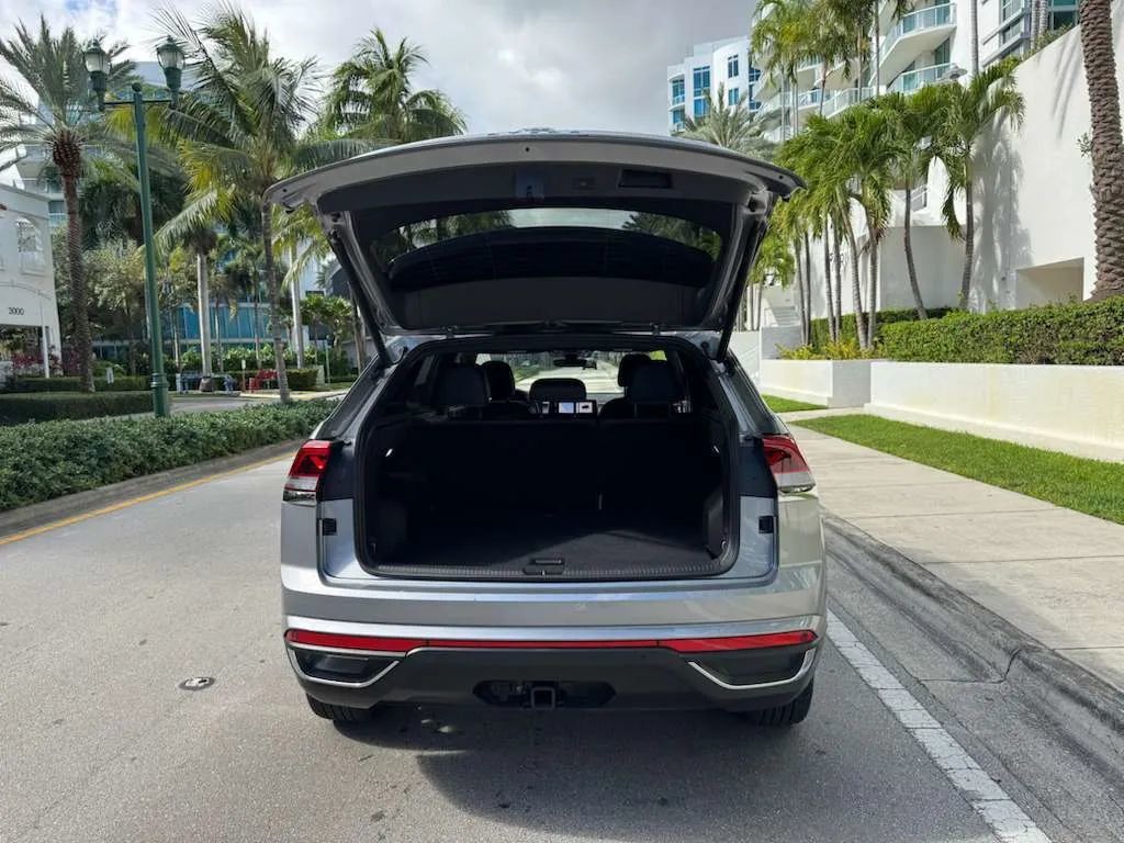 2025 Volkswagen Atlas Cross Sport 2.0T SE w/Technology FWD - 22954291 - 10