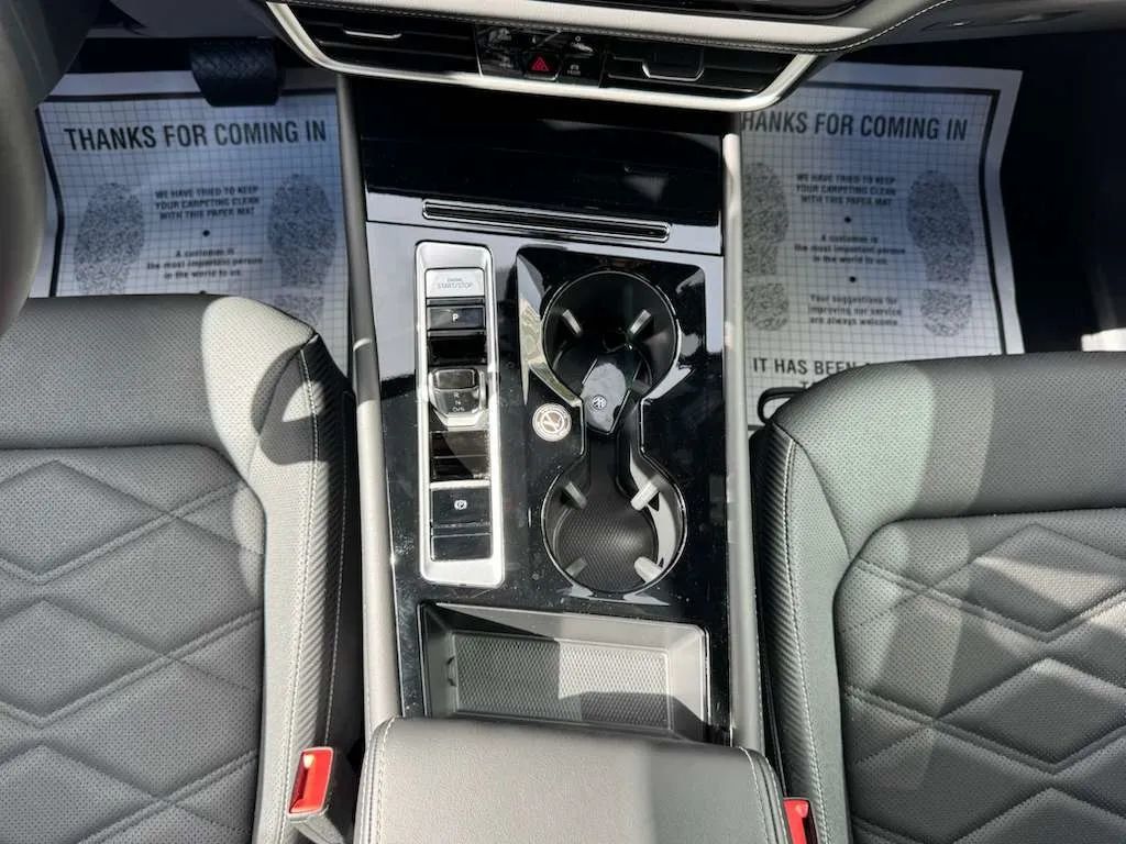 2025 Volkswagen Atlas Cross Sport 2.0T SE w/Technology FWD - 22954291 - 26