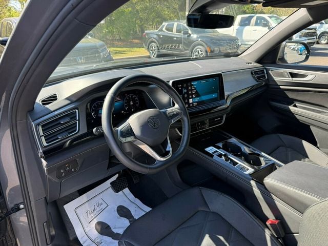 2025 Volkswagen Atlas Cross Sport 2.0T SE w/Technology FWD - 22999491 - 2