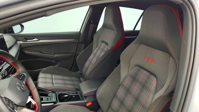 2025 Volkswagen Golf GTI 2.0T S DSG - 23010775 - 21