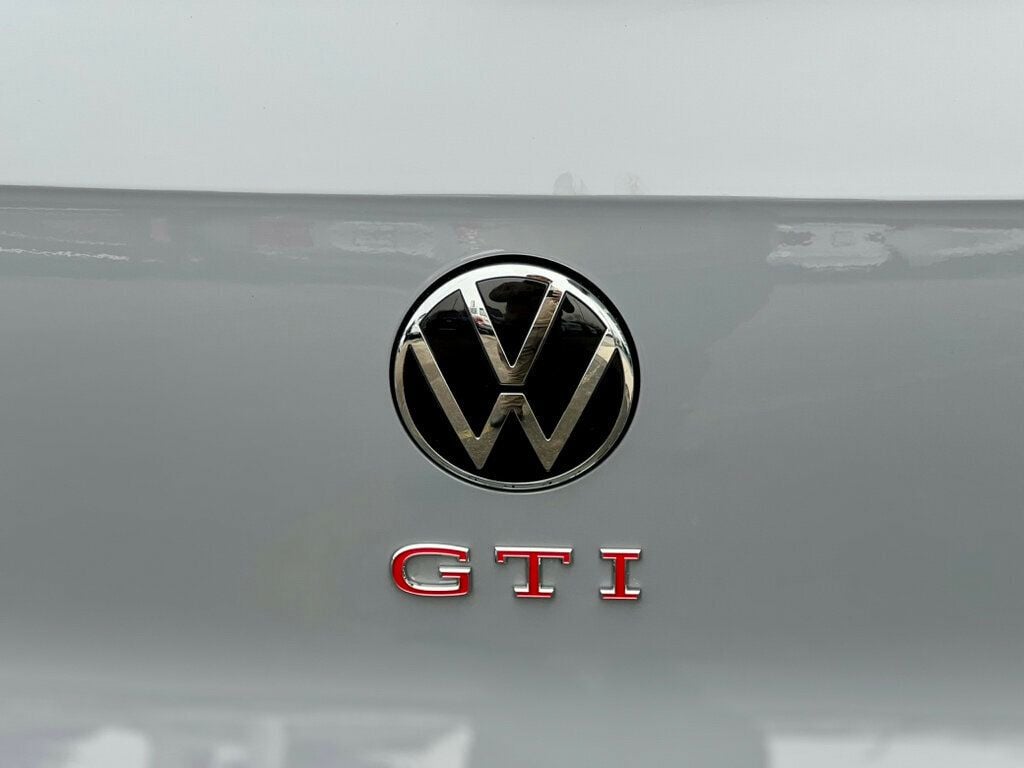 2025 Volkswagen Golf GTI SE - 22991049 - 9