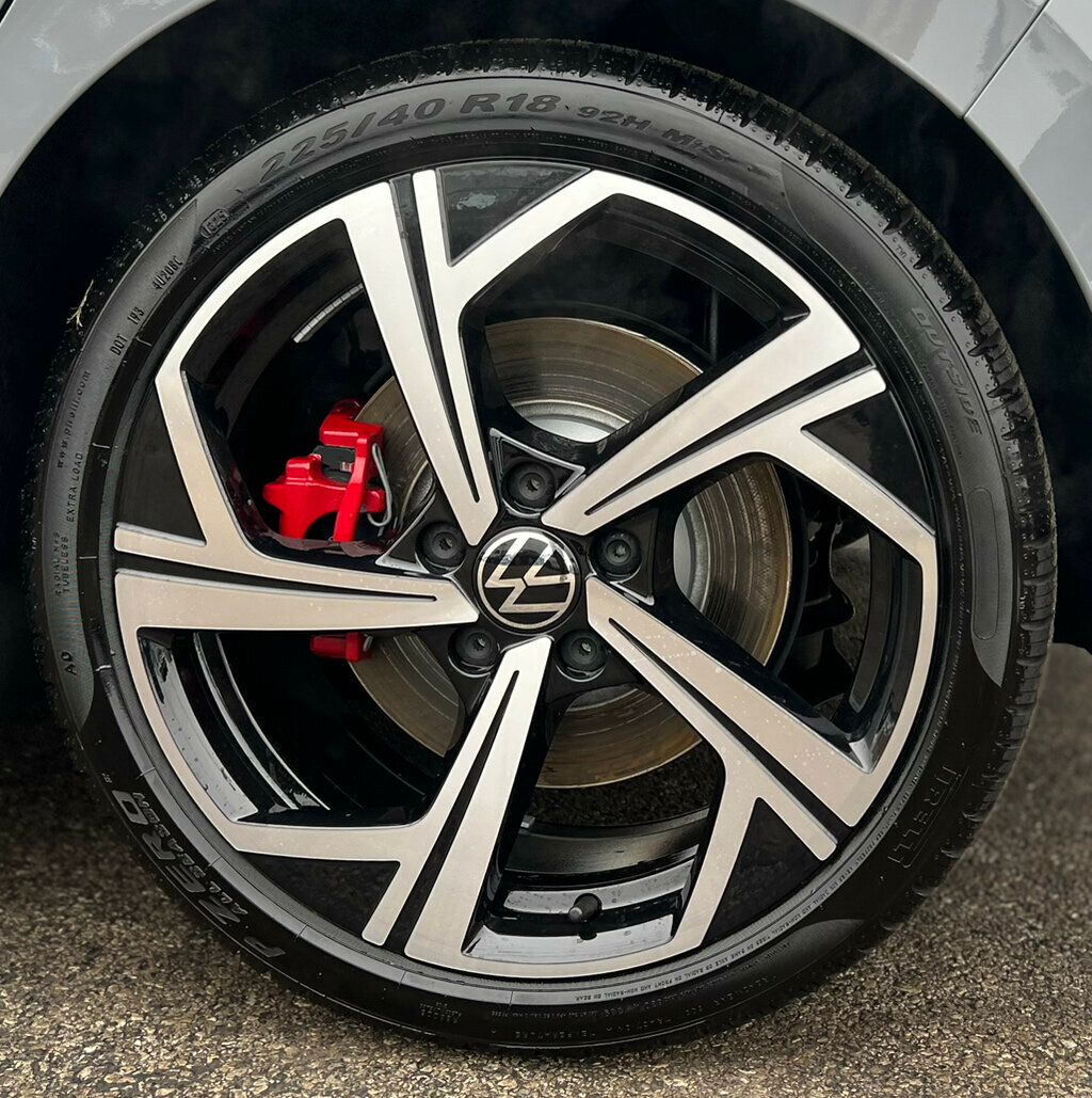 2025 Volkswagen Golf GTI SE - 22991049 - 32