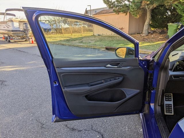 2025 Volkswagen Golf R  - 22967305 - 9