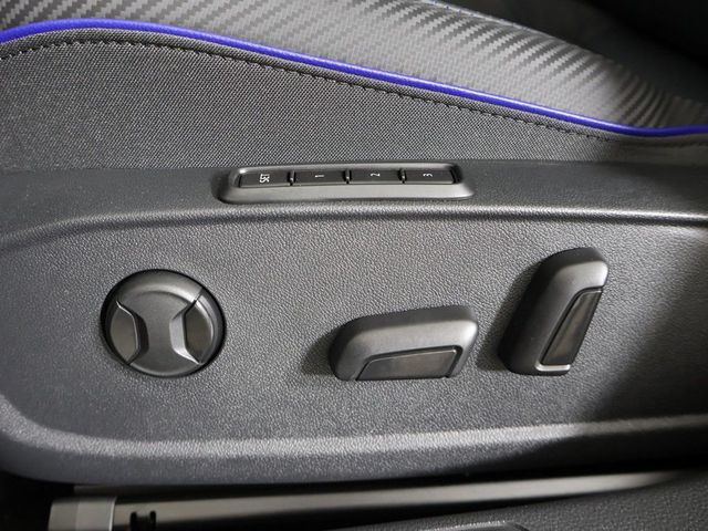 2025 Volkswagen Golf R 2.0T Black Edition DSG - 23000240 - 36