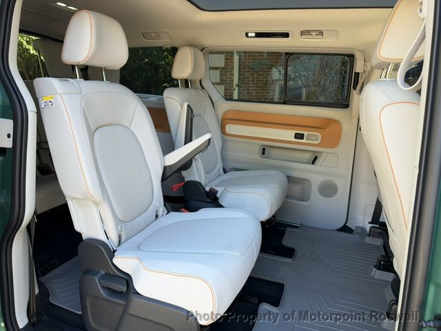2025 Volkswagen ID. Buzz 1st Edition 4MOTION w/Two-Tone - 23092853 - 30