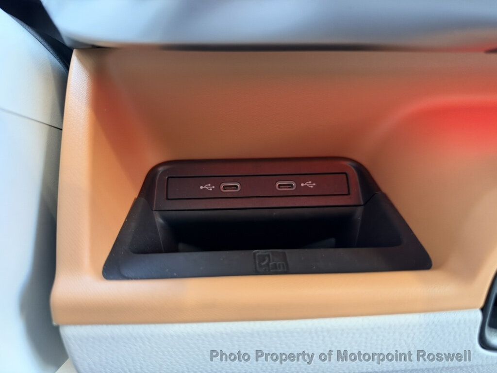 Volkswagen ID. Buzz photo 43