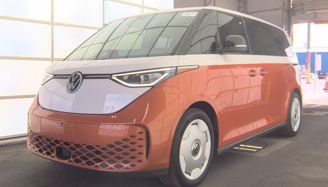 2025 Volkswagen ID. Buzz 1st Edition RWD w/Two-Tone - 23009262 - 0