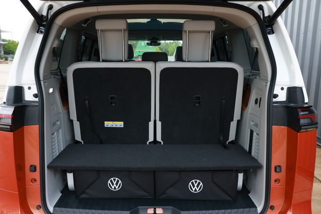 2025 Volkswagen ID. Buzz 1st Edition RWD w/Two-Tone - 23009262 - 28
