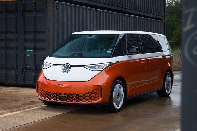 2025 Volkswagen ID. Buzz 1st Edition RWD w/Two-Tone - 23009262 - 39