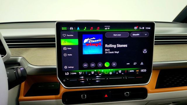 2025 Volkswagen ID. Buzz 1st Edition RWD w/Two-Tone - 23005692 - 18