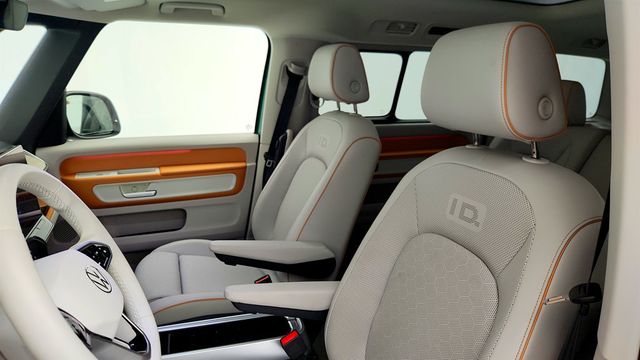 2025 Volkswagen ID. Buzz 1st Edition RWD w/Two-Tone - 23005692 - 22