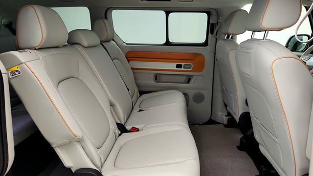 2025 Volkswagen ID. Buzz 1st Edition RWD w/Two-Tone - 23005692 - 27