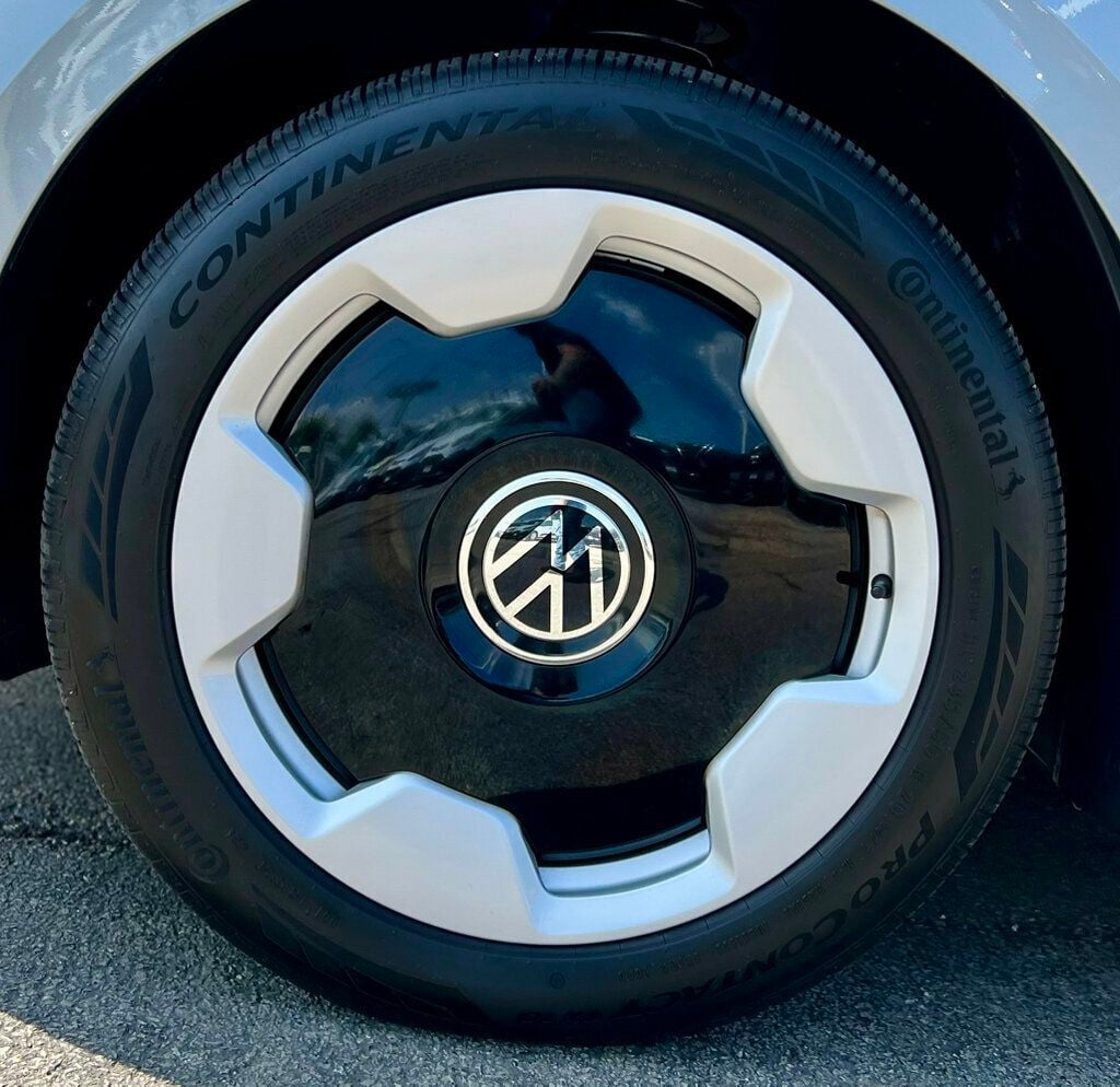 2025 Volkswagen ID. Buzz PRO S - 23045872 - 26
