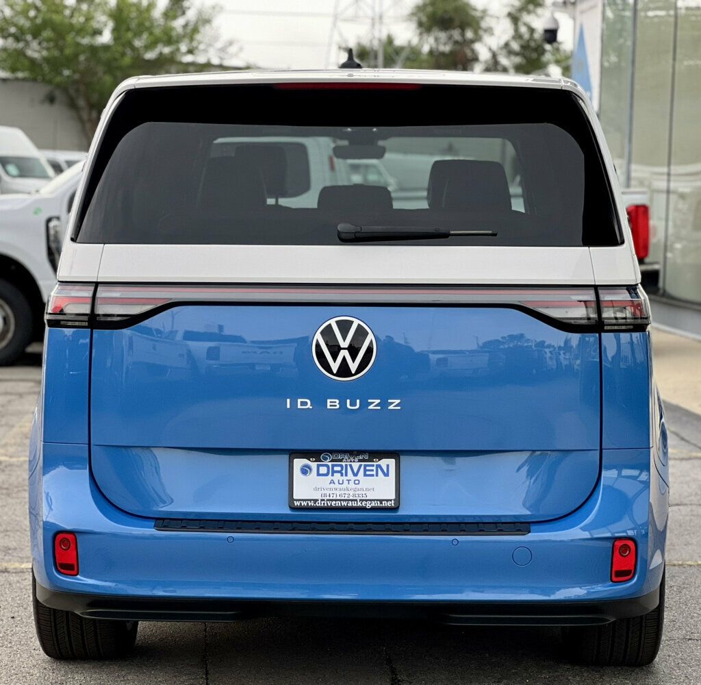 2025 Volkswagen ID. Buzz PRO S - 23061256 - 38