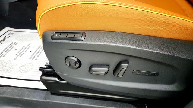 2025 Volkswagen ID. Buzz Pro S Plus 4MOTION - 23089196 - 10