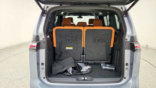2025 Volkswagen ID. Buzz Pro S Plus 4MOTION - 23089196 - 24