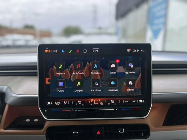 2025 Volkswagen ID. Buzz Pro S Plus 4MOTION w/Two-Tone - 23083770 - 25