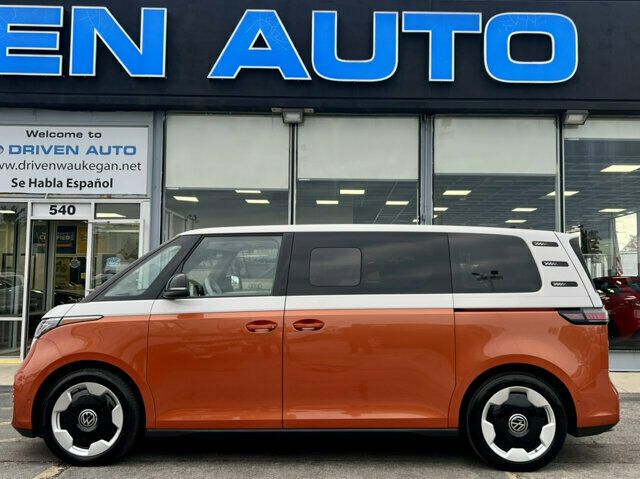 2025 Volkswagen ID. Buzz Pro S Plus 4MOTION w/Two-Tone - 23083770 - 34