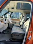 2025 Volkswagen ID. Buzz Pro S Plus 4MOTION w/Two-Tone - 23090201 - 12