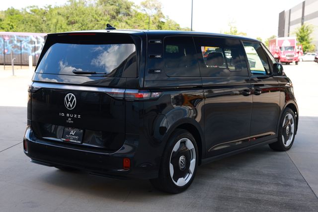 2025 Volkswagen ID. Buzz Pro S Plus RWD w/Two-Tone - 23016944 - 13