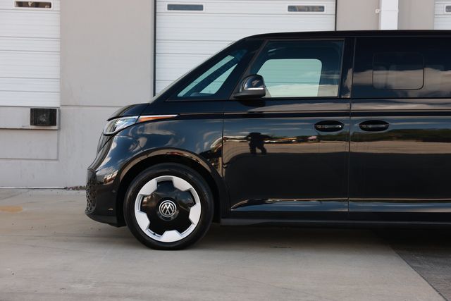 2025 Volkswagen ID. Buzz Pro S Plus RWD w/Two-Tone - 23016944 - 25