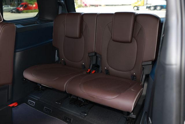 2025 Volkswagen ID. Buzz Pro S Plus RWD w/Two-Tone - 23016944 - 28
