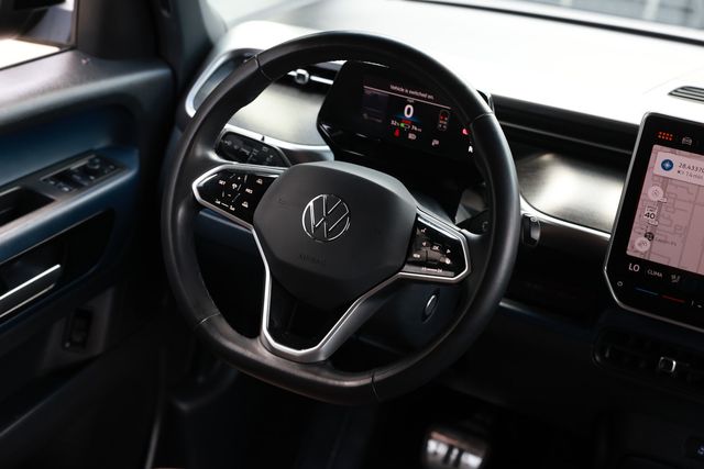 2025 Volkswagen ID. Buzz Pro S Plus RWD w/Two-Tone - 23016944 - 36