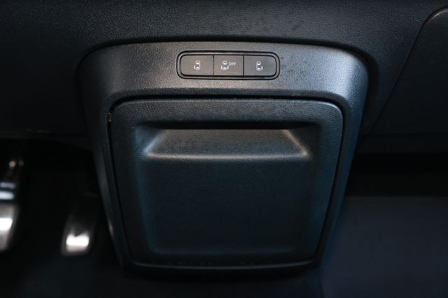 2025 Volkswagen ID. Buzz Pro S Plus RWD w/Two-Tone - 23016944 - 39