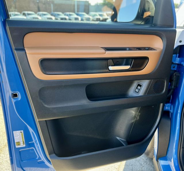 2025 Volkswagen ID. Buzz Pro S RWD w/Two-Tone - 23087031 - 10