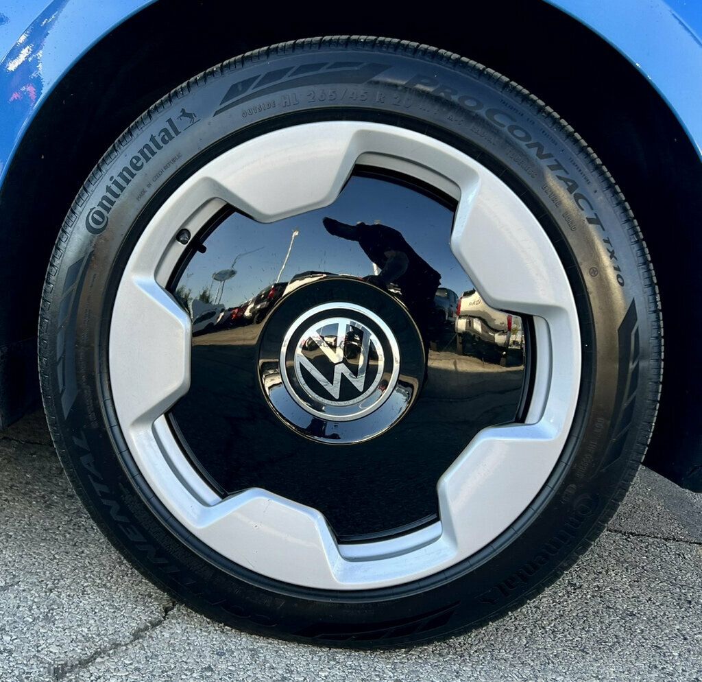 2025 Volkswagen ID. Buzz Pro S RWD w/Two-Tone - 23087031 - 24