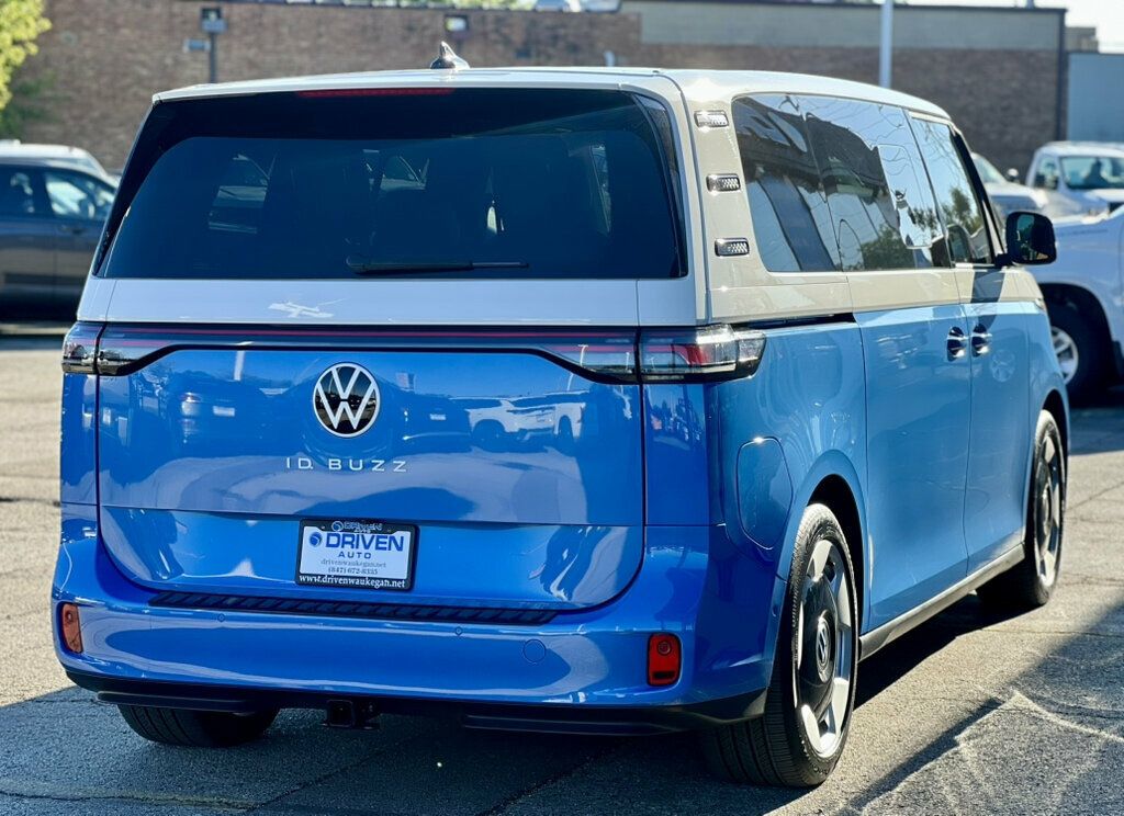 2025 Volkswagen ID. Buzz Pro S RWD w/Two-Tone - 23087031 - 31
